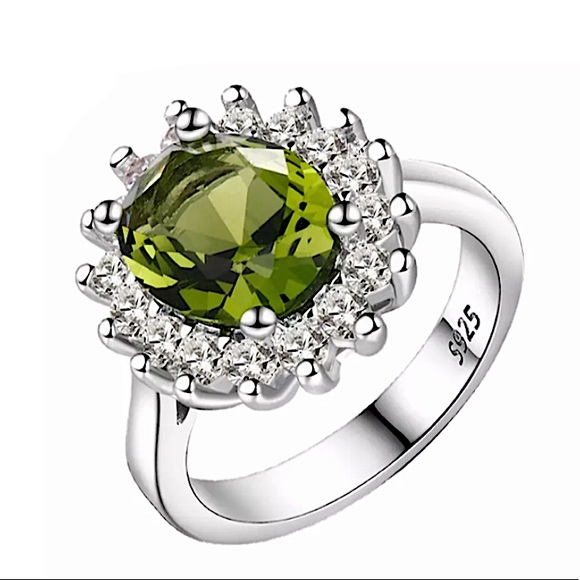 Sterling Silver Peridot Ring - Picture 2 of 5